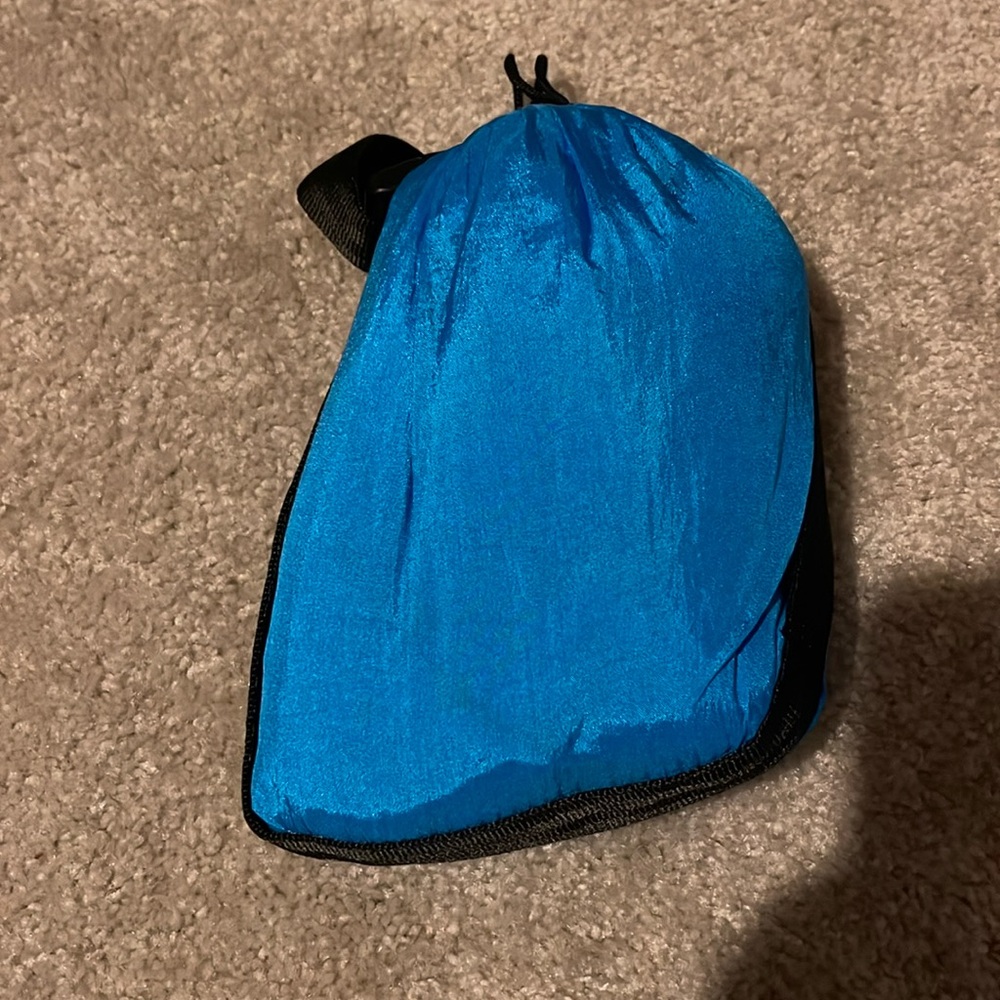 Scuttles beach blanket